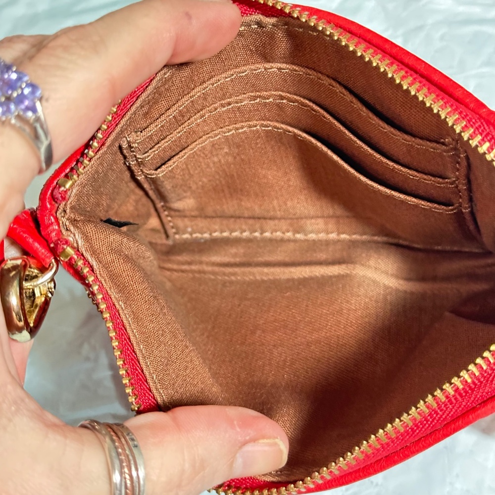 Fossil, Red Leather Woman’s Wristlet Wallet. - image 5